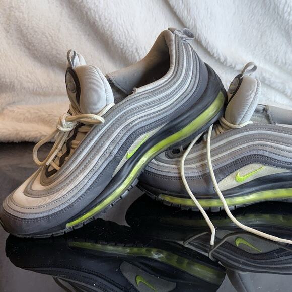 Size 11 - Nike Air Max 97 Neon W - Picture 1 of 11